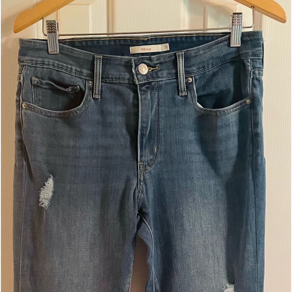 Levi women jeans